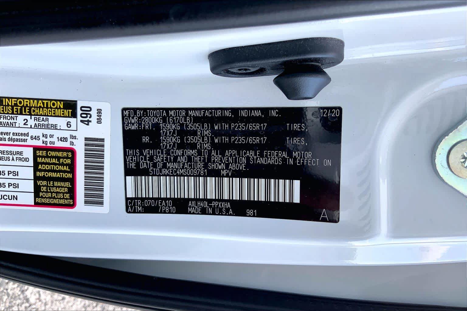 Used 2021 Toyota Sienna XLE w/ XLE Plus Package FWD image 36