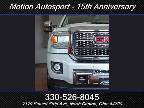 Used 2019 GMC Sierra 2500 Denali w/ Duramax Plus Package AWD/4WD image 5