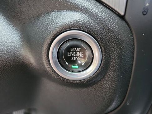 Used 2020 GMC Sierra 3500 Denali w/ Denali Ultimate Package AWD/4WD image 16