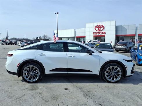 New 2026 Toyota Crown Limited w/ Advanced Technology Package image 2