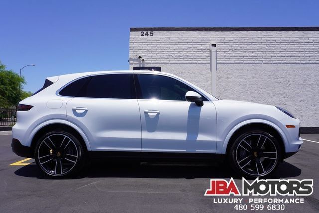 Used 2023 Porsche Cayenne AWD/4WD image 78