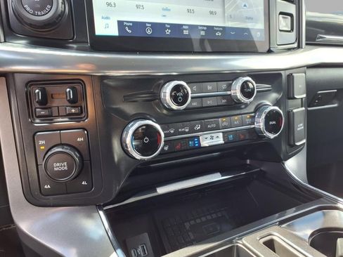 Used 2022 Ford F150 Lariat w/ Equipment Group 502A High image 7