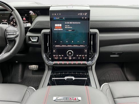 Used 2025 GMC Yukon AT4 Ultimate w/ LPO, Floor Liner Package image 16