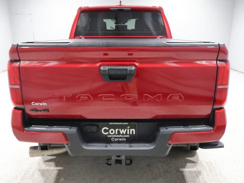 Used 2026 Toyota Tacoma TRD Off-Road AWD/4WD image 3