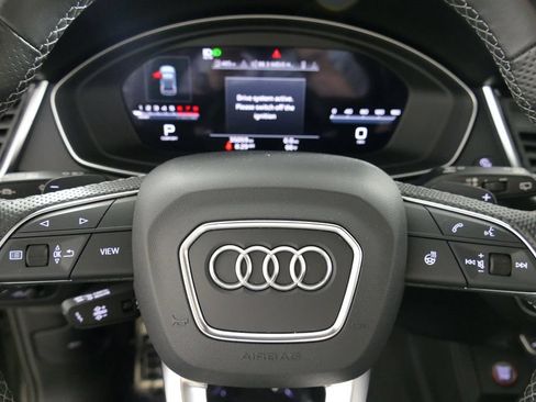 Used 2023 Audi SQ5 Prestige w/ Prestige Package AWD/4WD image 17