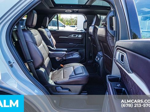 Used 2025 Ford Explorer Platinum w/ LUX Leather Package AWD/4WD image 23