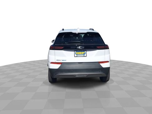 Used 2023 Chevrolet Bolt EUV LT w/ Comfort Package image 7