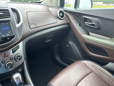 Used 2015 Chevrolet Trax LTZ w/ LPO, Protection Package FWD image 32