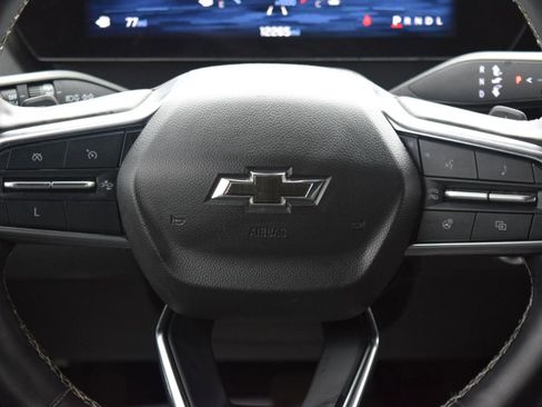 Used 2024 Chevrolet Traverse LT w/ Trailering Package FWD image 22