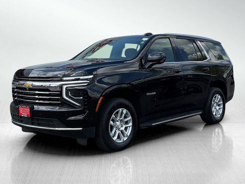Used 2025 Chevrolet Tahoe LT AWD/4WD image 1
