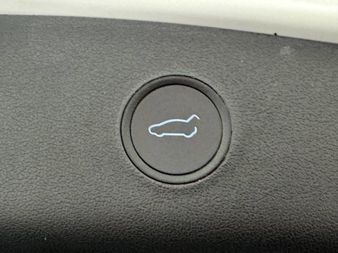 Used 2021 Tesla Model 3 Long Range image 17
