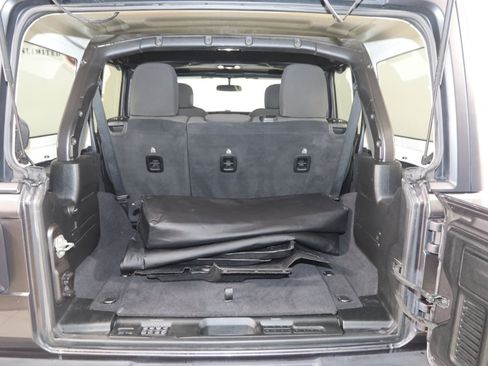 Used 2020 Jeep Wrangler Unlimited Sport S AWD/4WD image 41