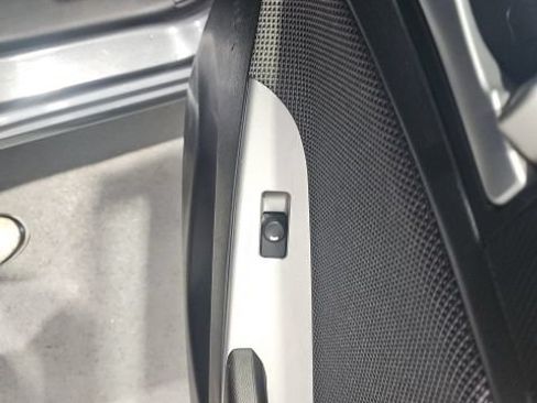 Used 2013 Hyundai Accent GS FWD image 18