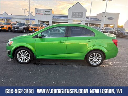 Used 2014 Chevrolet Sonic LT w/ LT Spring Promotional Package FWD image 3