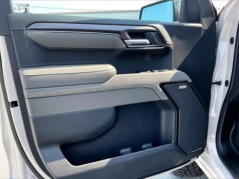 New 2026 Chevrolet Silverado 1500 ZR2 AWD/4WD image 25