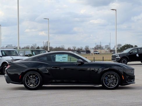 New 2026 Ford Mustang Dark Horse image 8