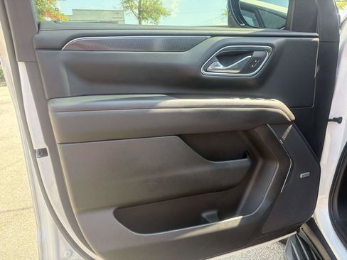 Used 2023 Chevrolet Tahoe RST w/ Luxury Package AWD/4WD image 5
