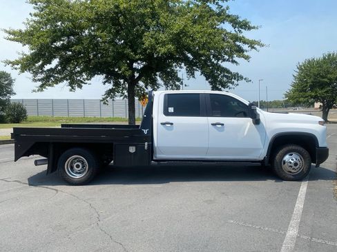 Used 2024 Chevrolet Silverado 3500 W/T w/ WT Convenience Package AWD/4WD image 8