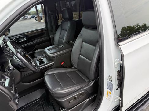Used 2023 Chevrolet Tahoe LT RWD image 12