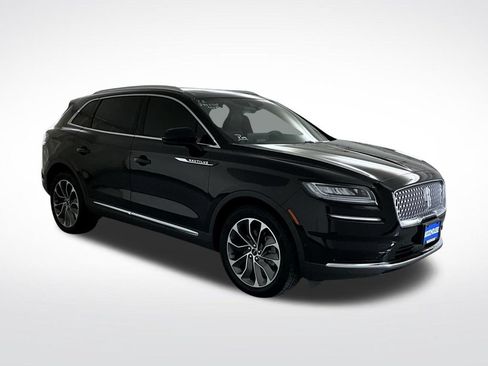 Used 2022 Lincoln Nautilus Reserve AWD/4WD image 4