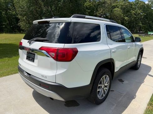 Used 2018 GMC Acadia SLE FWD image 4