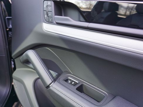 New 2026 Porsche Cayenne AWD/4WD image 22