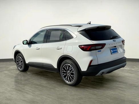 New 2026 Ford Escape SE w/ PHEV Premium Package FWD image 6