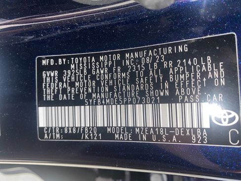 Used 2023 Toyota Corolla LE FWD image 39