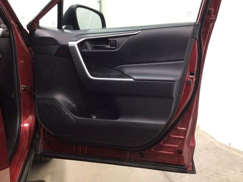 Used 2024 Toyota RAV4 LE image 32