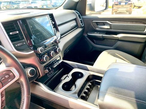 Used 2022 RAM 1500 Big Horn AWD/4WD image 37