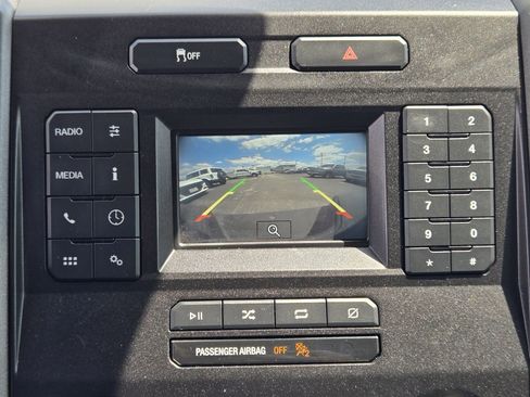 Used 2021 Ford F250 XL w/ STX Appearance Package RWD image 17