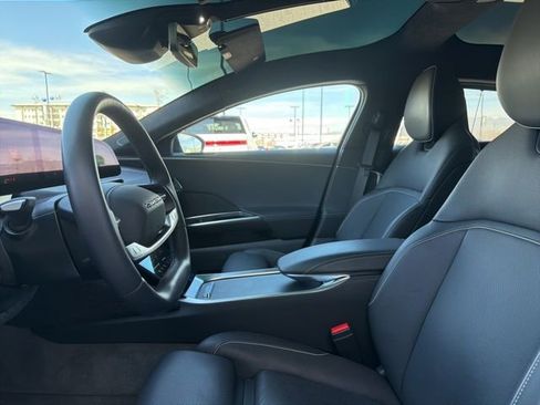Used 2024 Lucid Air Touring image 23