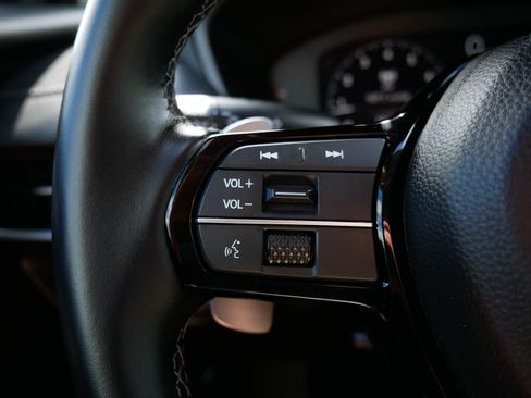 Certified 2025 Acura ADX FWD image 28
