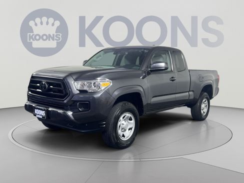 Used 2023 Toyota Tacoma SR w/ SR Convenience Package AWD/4WD image 1