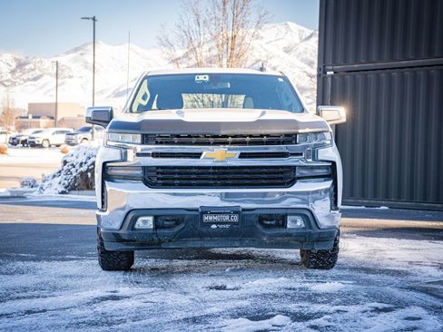 Used 2020 Chevrolet Silverado 1500 LT image 3