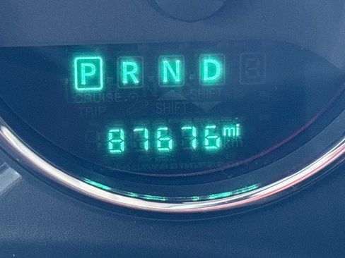 Used 2018 Jeep Wrangler Unlimited Sport w/ Connectivity Group image 13