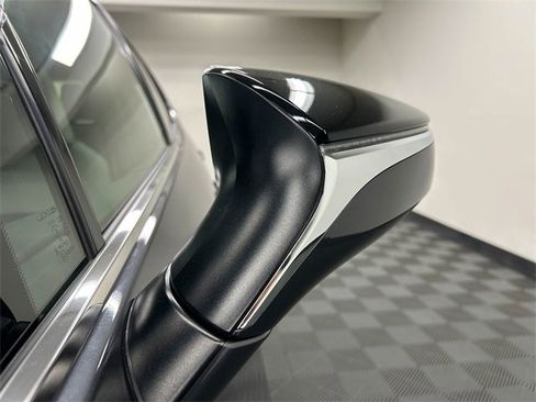 Certified 2025 Lexus UX 300h FWD image 22