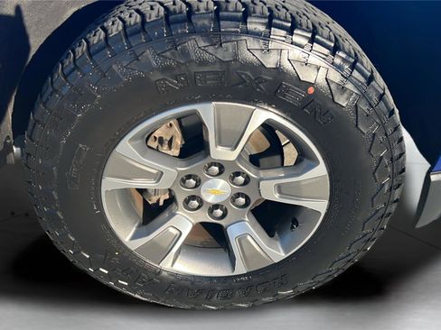 Used 2018 Chevrolet Colorado Z71 image 14