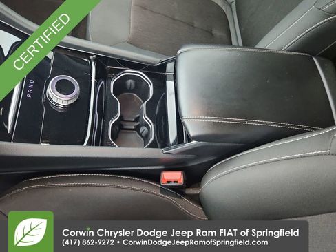 Used 2023 Jeep Grand Cherokee L Laredo AWD/4WD image 19