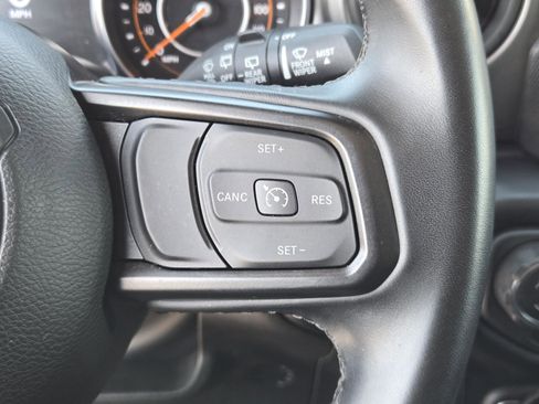 Certified 2022 Jeep Wrangler Unlimited Sport AWD/4WD image 18
