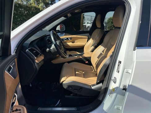 Used 2020 Volvo XC90 T8 Inscription image 11