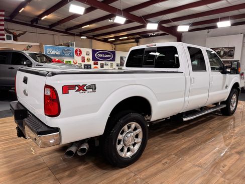 Used 2011 Ford F350 Lariat w/ Lariat Interior Pkg image 5