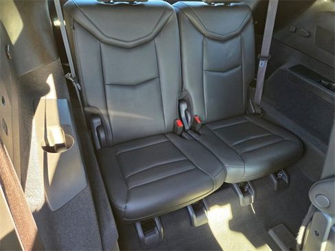 Used 2025 Cadillac XT6 Premium Luxury image 20