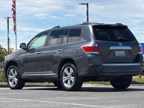 Used 2013 Toyota Highlander Limited FWD image 7