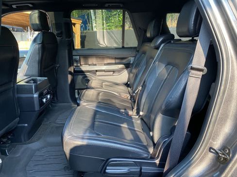 Used 2020 Ford Expedition Limited w/ Special Edition Package AWD/4WD image 17