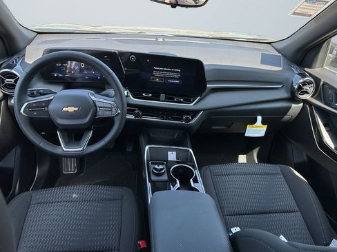 New 2026 Chevrolet Equinox LT w/ Safety and Technology Package AWD/4WD image 10