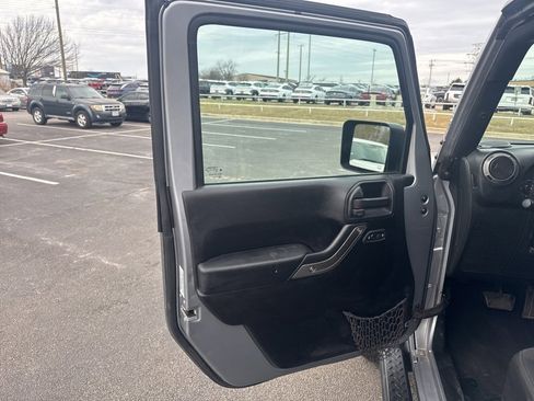 Used 2016 Jeep Wrangler Unlimited Sport w/ Quick Order Package 24S image 9