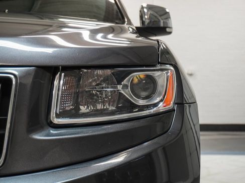 Used 2016 Jeep Grand Cherokee Limited image 42