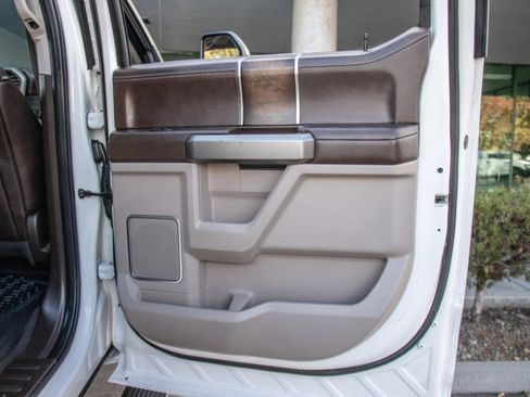 Used 2019 Ford F350 Limited image 23