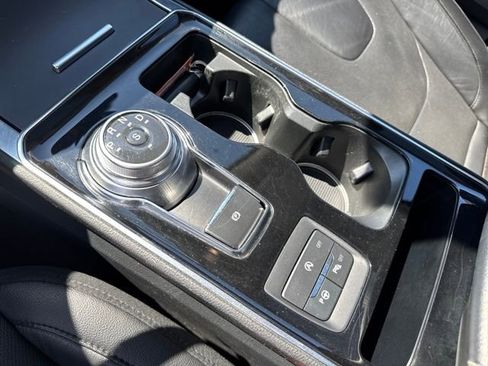 Used 2020 Ford Edge Titanium w/ Equipment Group 301A image 24